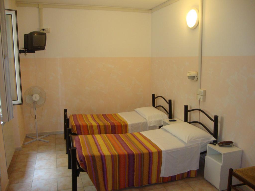 Albergo Gino Ancona Værelse billede