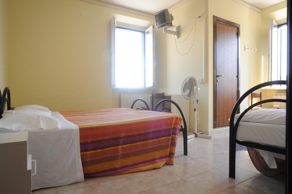 Albergo Gino Ancona Værelse billede